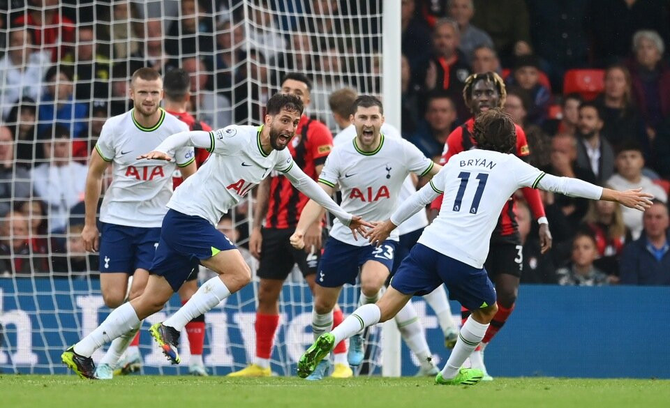 Tottenham ngược dòng ngoạn mục thắng phút chót