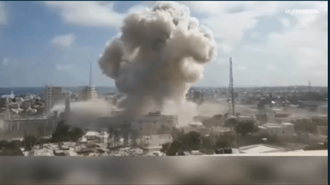 Đánh bom xe ở thủ đô Somalia, 400 người chết và bị thương