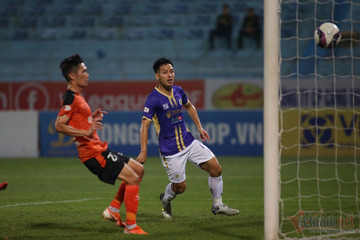 Video bàn thắng Hà Nội 3-0 Đà Nẵng: Trở lại ngôi đầu