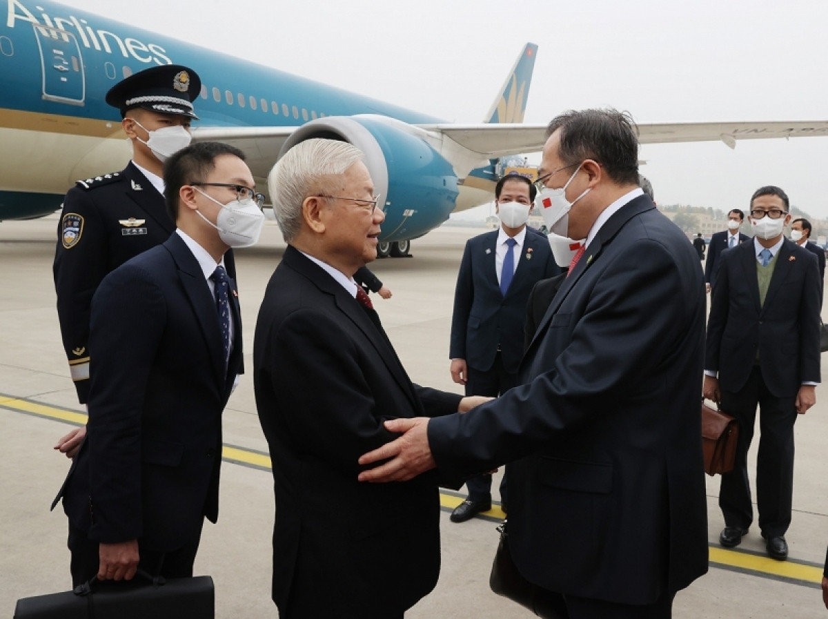 party chief arrives in beijing, beginning china visit picture 3