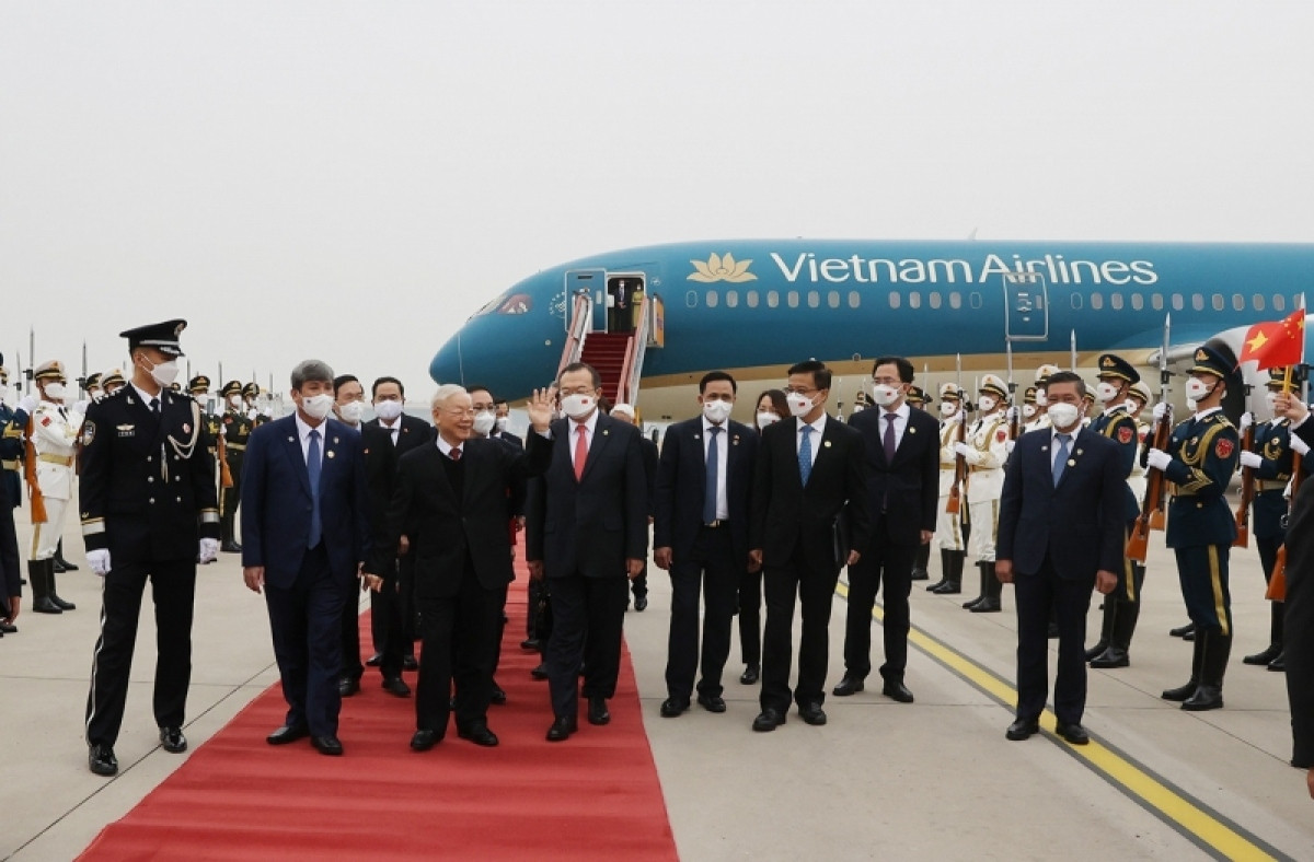 party chief arrives in beijing, beginning china visit picture 4