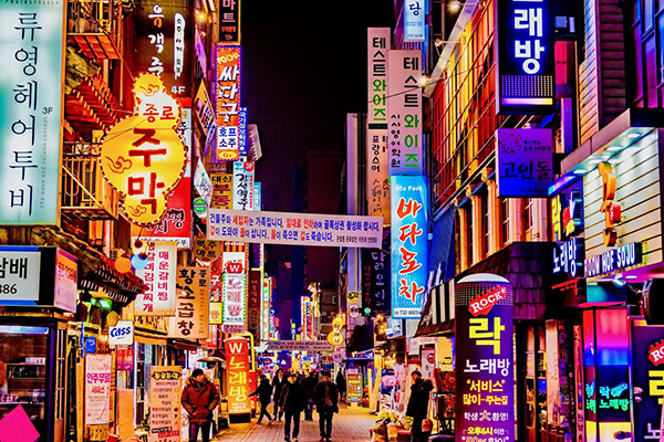 Phố Tây Itaewon - 'Thiên đường không ngủ' ở Hàn Quốc