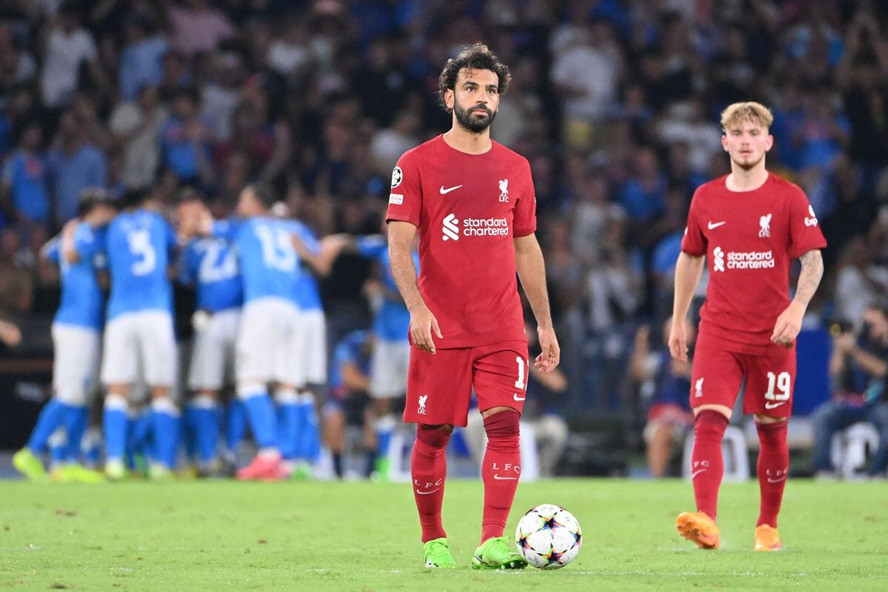 Liverpool vs Napoli: Chủ nhà đòi nợ