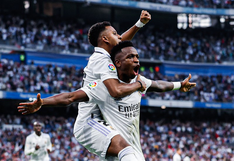 Hòa thất vọng, Real Madrid run rẩy trở lại ngôi đầu