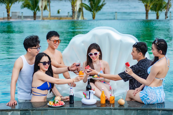 Hơn 200 khách dự tiệc vang thượng hạng ở dự án Alaric Tower Vũng Tàu