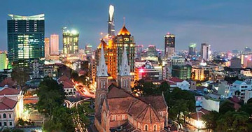 Applying special mechanism, HCMC attracts 10 experts, scientists and talents