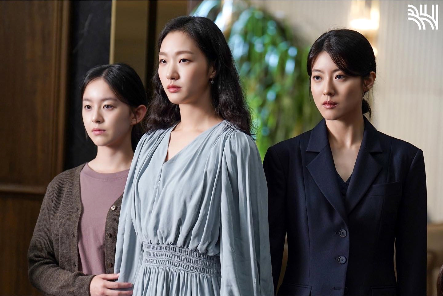 Yêu cầu gỡ phim 'Ba chị em' khỏi Netflix Việt Nam vì xuyên tạc lịch sử