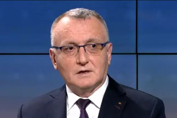 Sau cáo buộc đạo văn, Bộ trưởng Giáo dục Romania từ chức