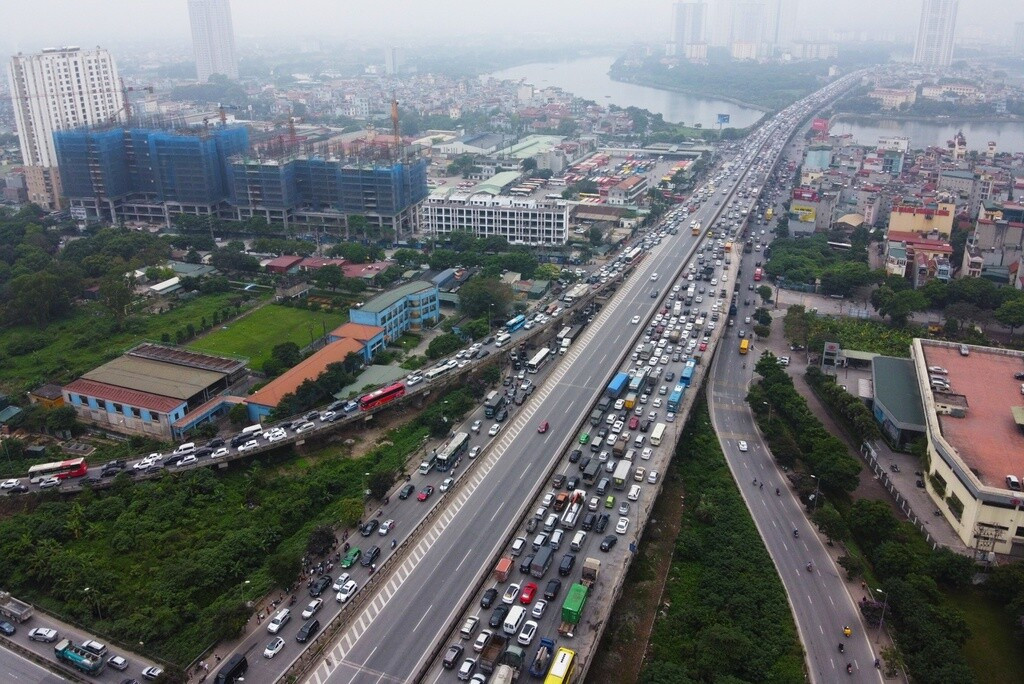 Bao giờ Hà Nội 'giải cứu' được cửa ngõ phía Nam?