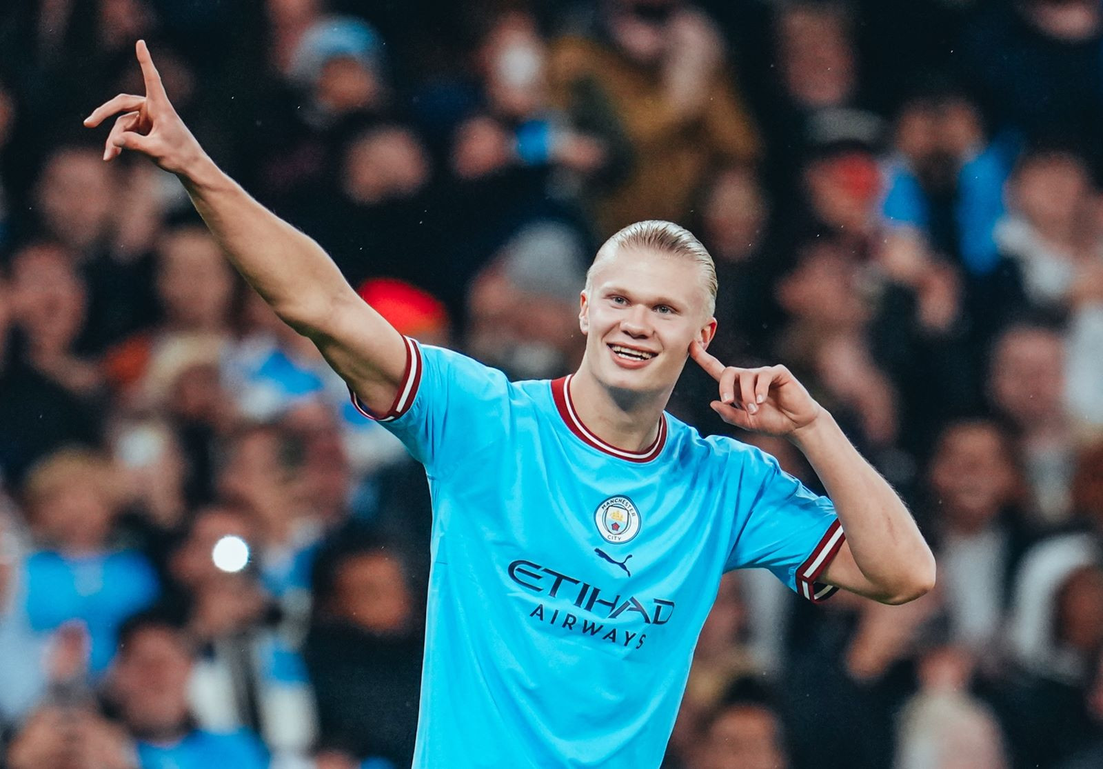 Haaland lên đồng, Man City đại thắng