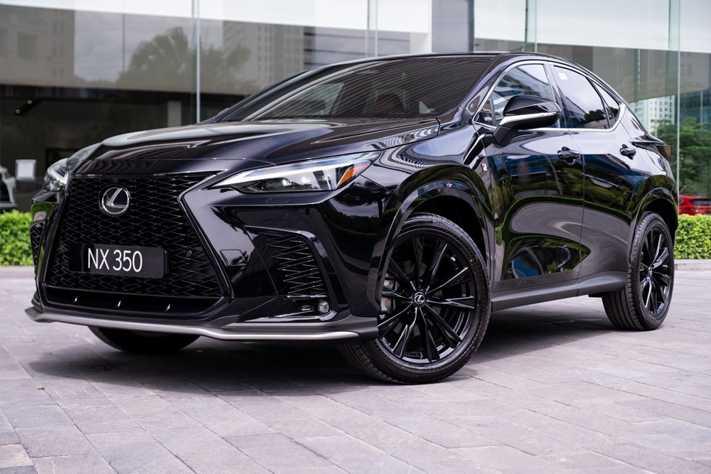 Lexus NX350 triệu hồi ở Việt Nam vì nguy cơ tụt dốc do phanh đỗ hỏng