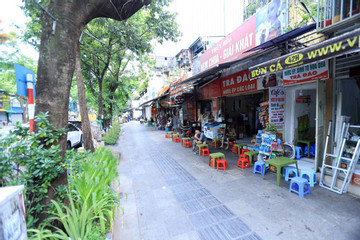 Hanoi sidewalks: More meaningful than just space