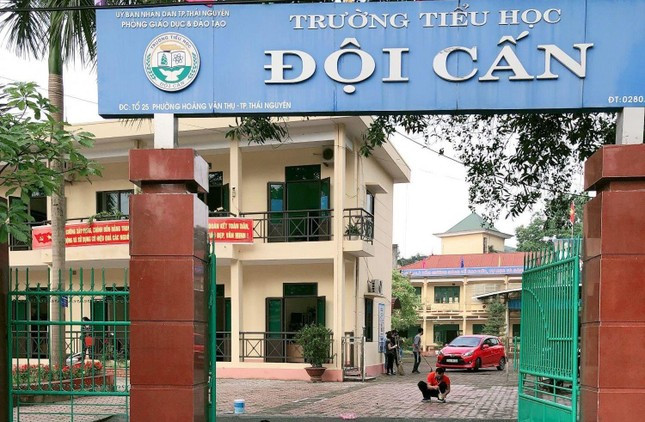 Giả danh chủ nợ uy hiếp phụ huynh học sinh, mang bình gas đến trường dọa đốt