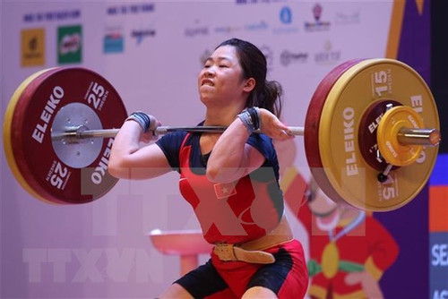 Weightlifters to vie for Asian medals in Bahrain