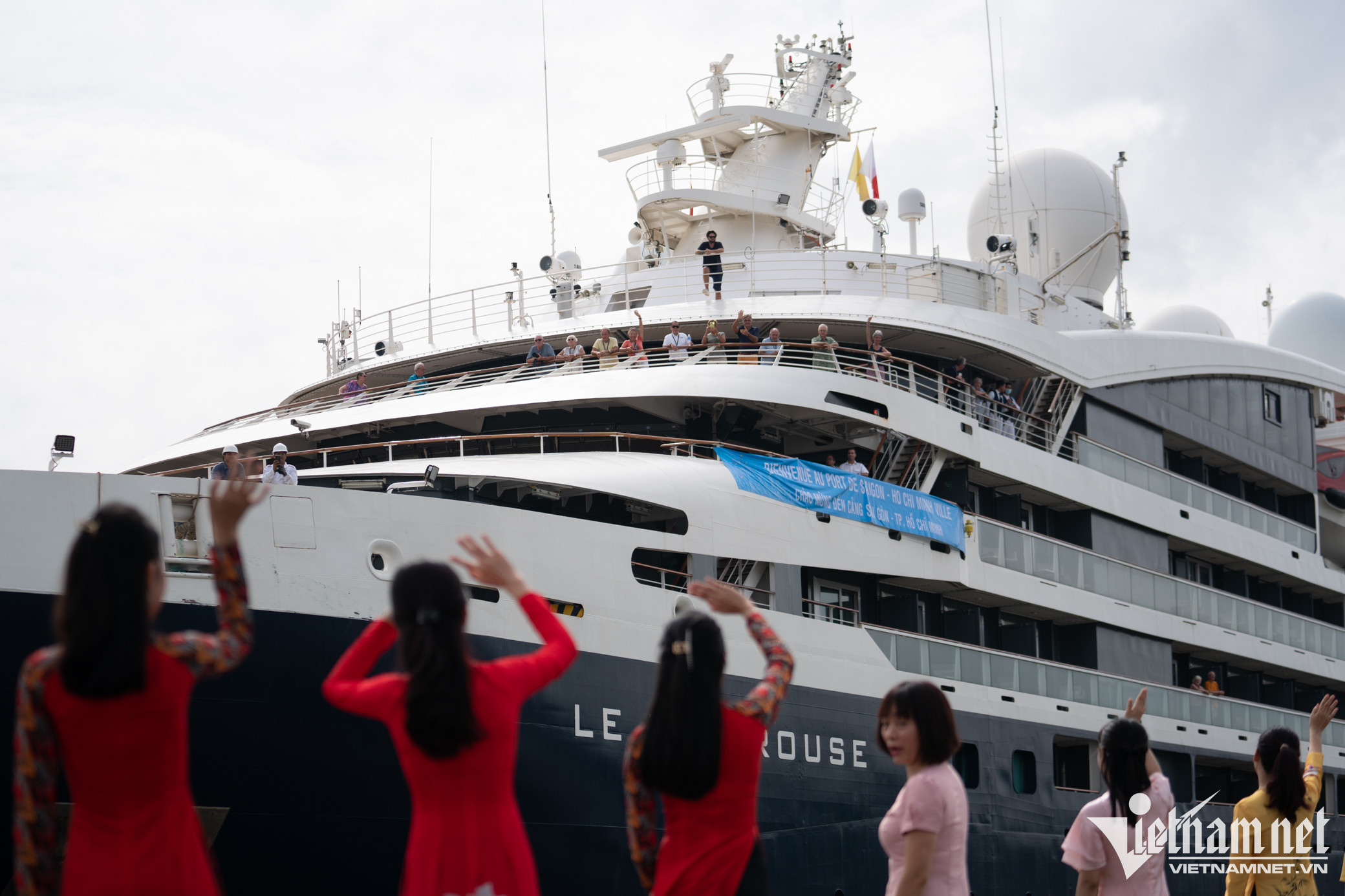 More international cruise ships arrive at Vietnam’s ports