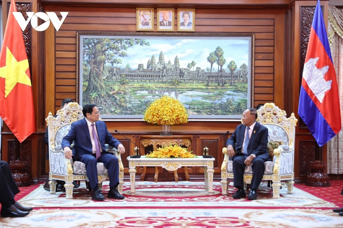 a close look at vietnamese pm s cambodia visit in photos picture 9