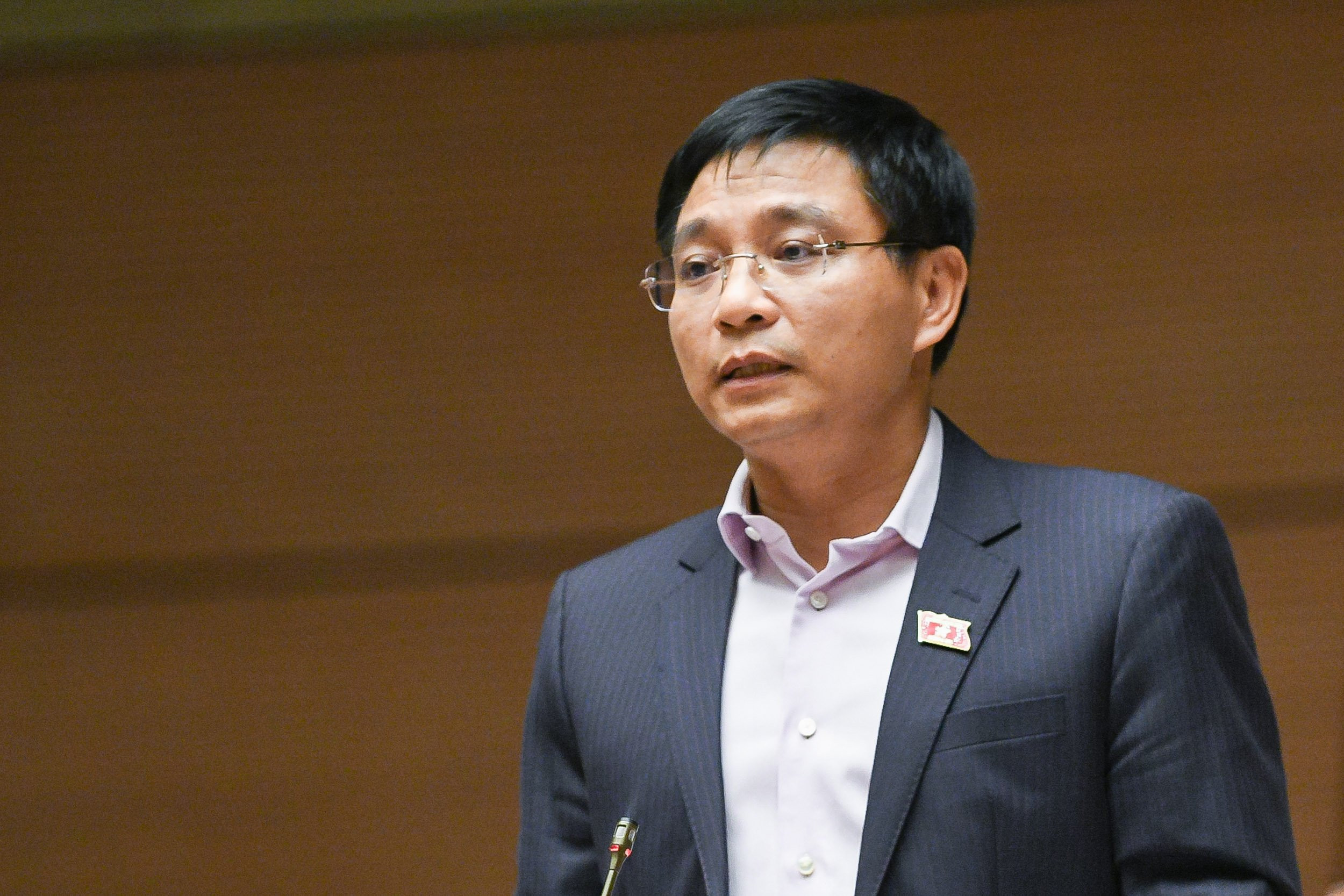 Bộ trưởng GTVT Nguyễn Văn Thắng cấm bán thầu cao tốc Bắc Nam