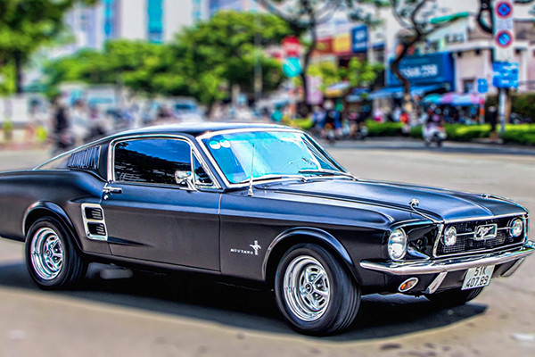 Ngắm xe cổ 1967 hàng hiếm của ông Đặng Lê Nguyên Vũ