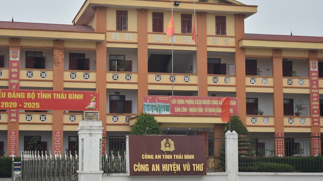 Vụ 2 cựu cán bộ công an dùng nhục hình: Lá đơn tố cáo của người vợ