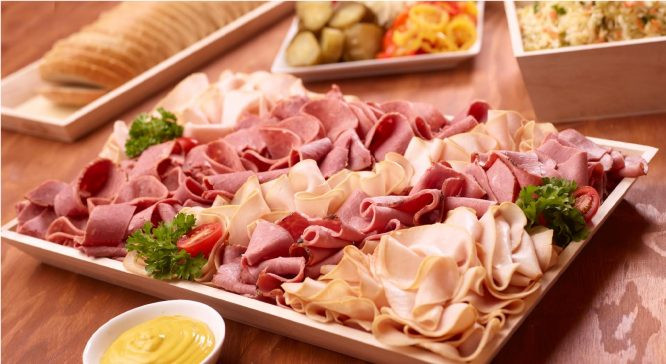 Nhóm thực phẩm người mắc sốt xuất huyết nên kiêng ăn