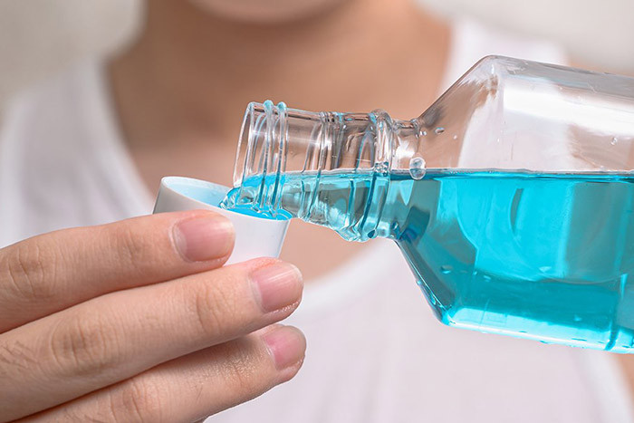 Lợi bất cập hại: Nước súc miệng có thể làm tăng nguy cơ mắc tiểu đường, tăng huyết áp