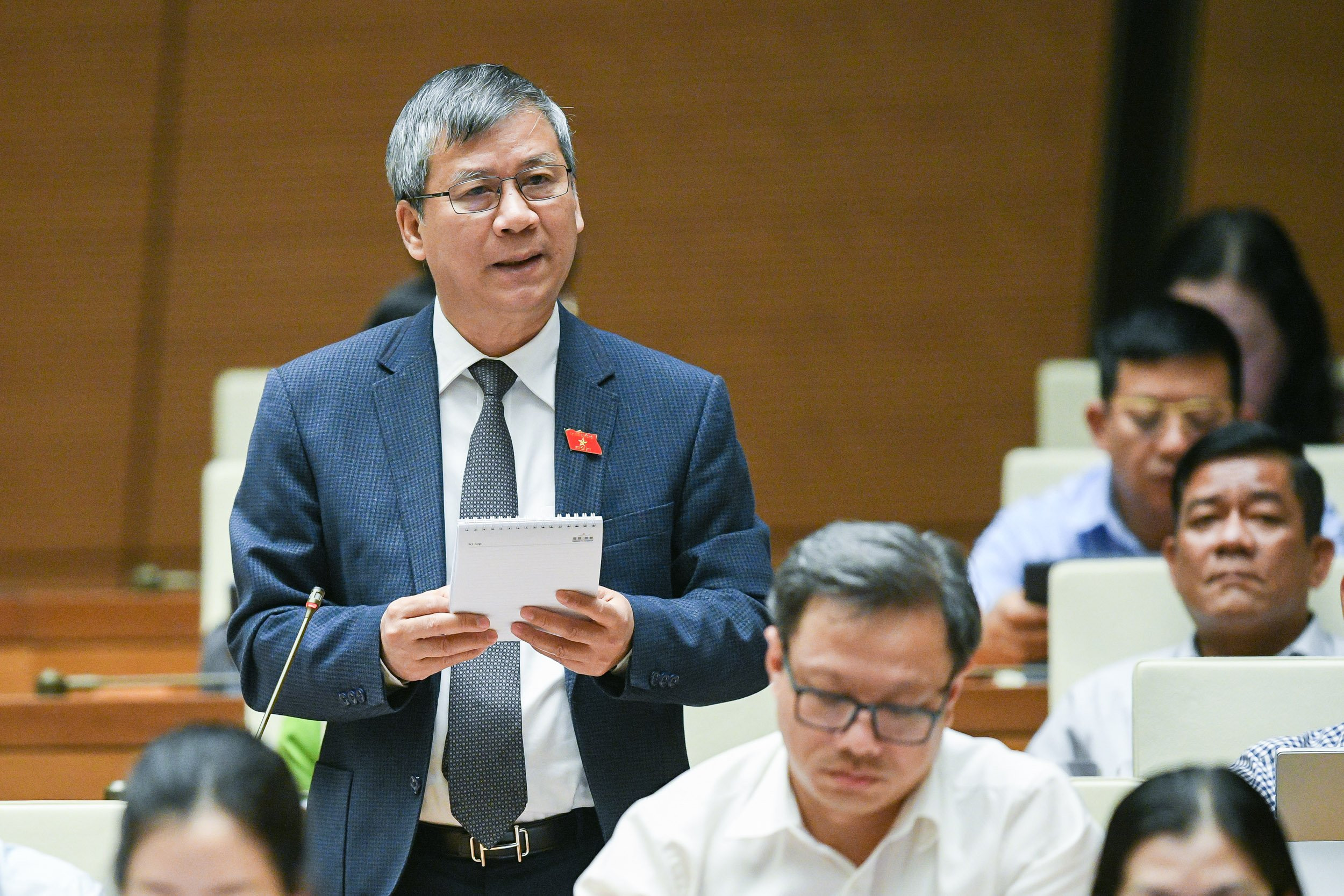 'Hầu hết tỷ phú Việt Nam giàu lên rất nhanh nhờ đất'
