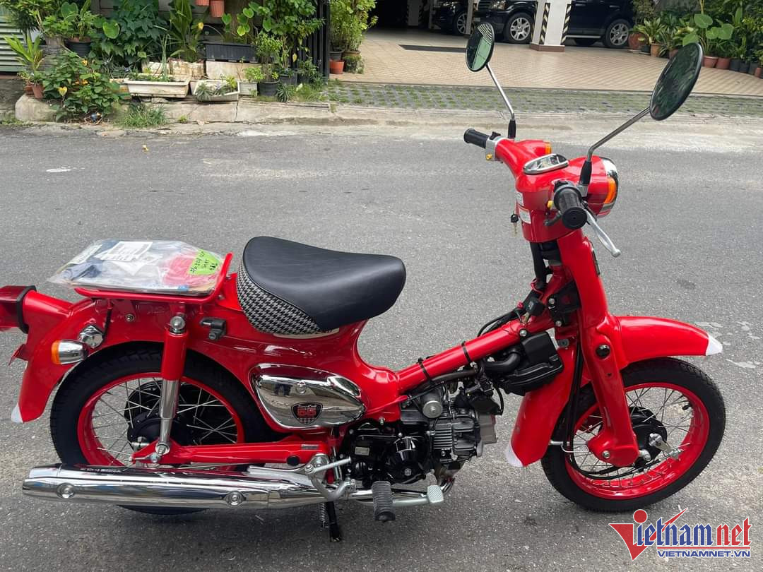 Dân chơi Việt chi hơn 120 triệu mua Honda Little Cub 50 chưa từng đổ xăng