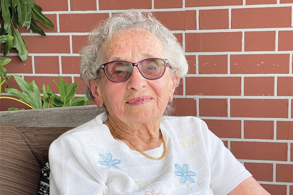 Lý do cụ bà 102 tuổi ăn thỏa thích vẫn sống lâu, sống khỏe