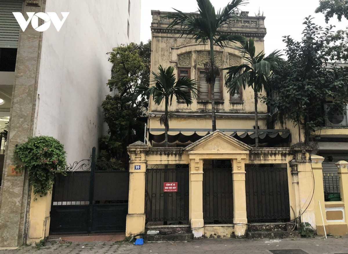 hinh anh nhung biet thu co vi tri dac dia cua chu tich aic tren pho cu ha noi hinh anh 8