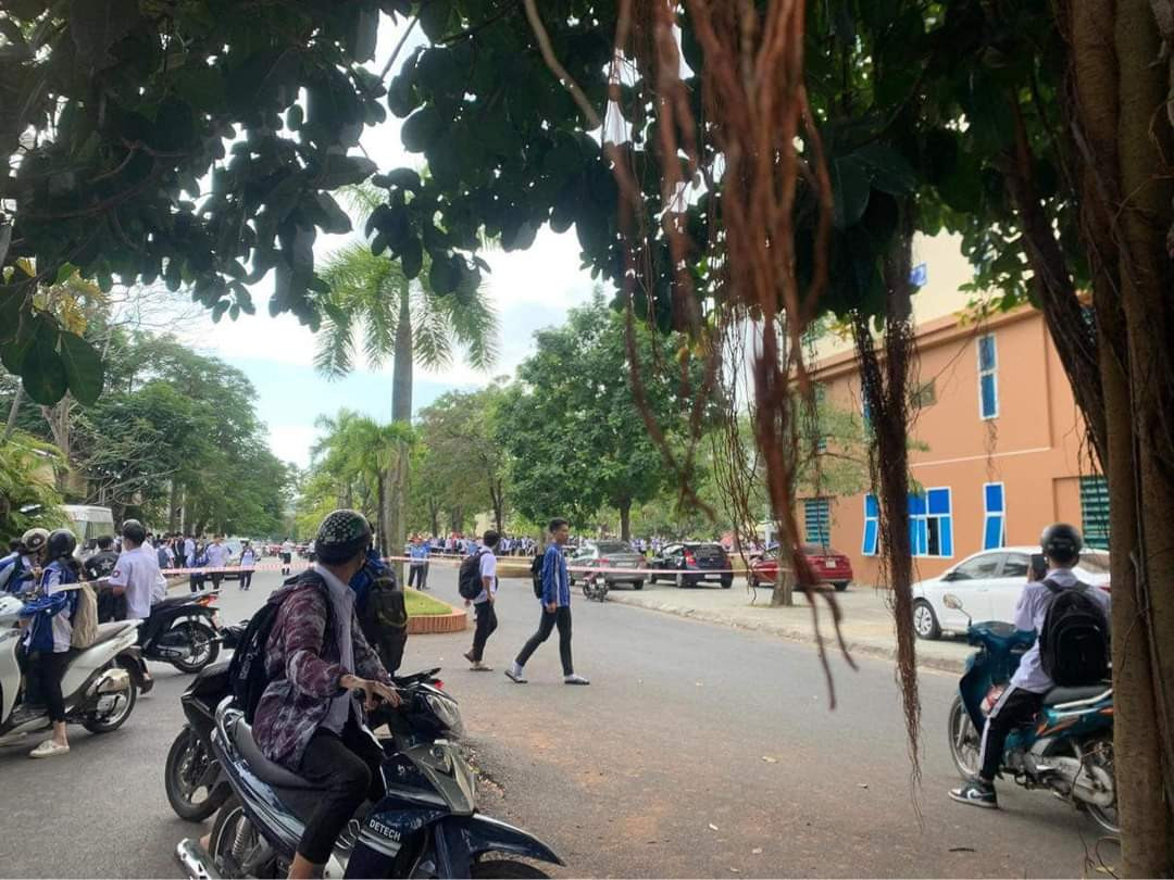 Nam sinh rơi từ tầng 8 giảng đường Trường ĐH Hàng hải