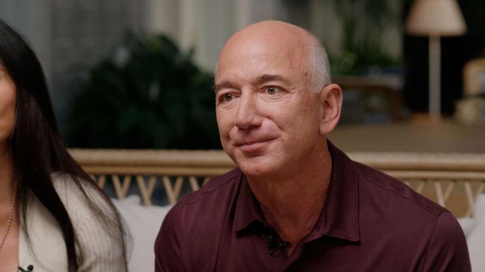 Tỷ phú Jeff Bezos tuyên bố dành phần lớn tài sản để làm từ thiện