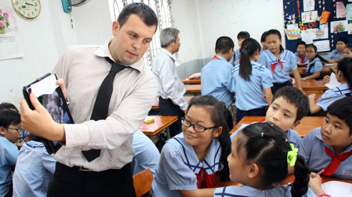 Vietnam moves out of low English proficiency group for first time