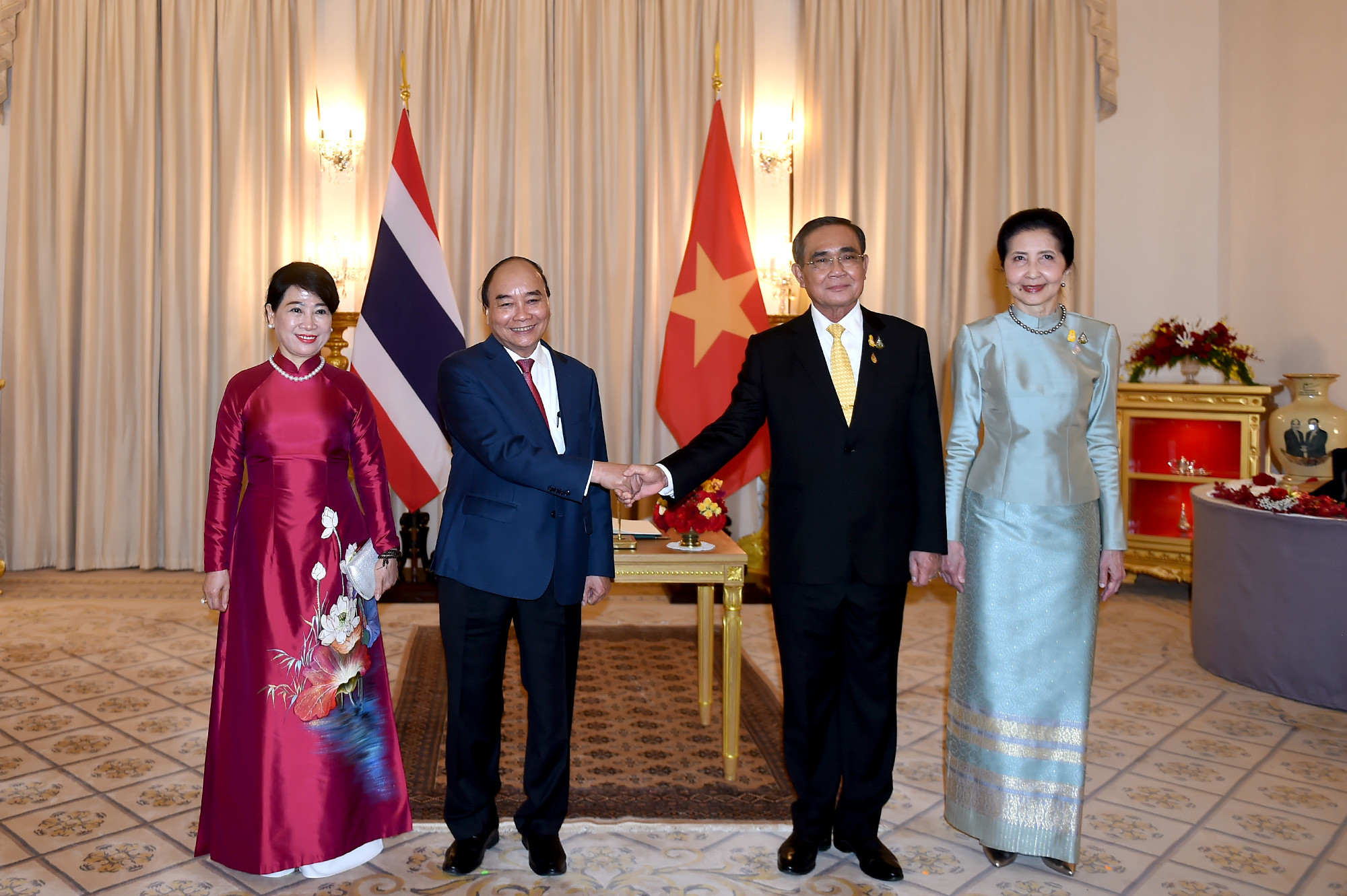 Chủ tịch nước và Thủ tướng Thái Lan hội đàm: Thông qua Chiến lược 'ba kết nối'