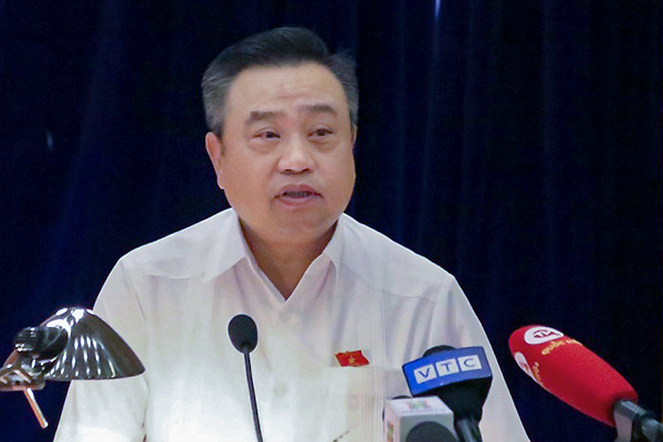 Chủ tịch Hà Nội: Trả đất dịch vụ cho dân, ‘mình trong veo thì sợ gì’