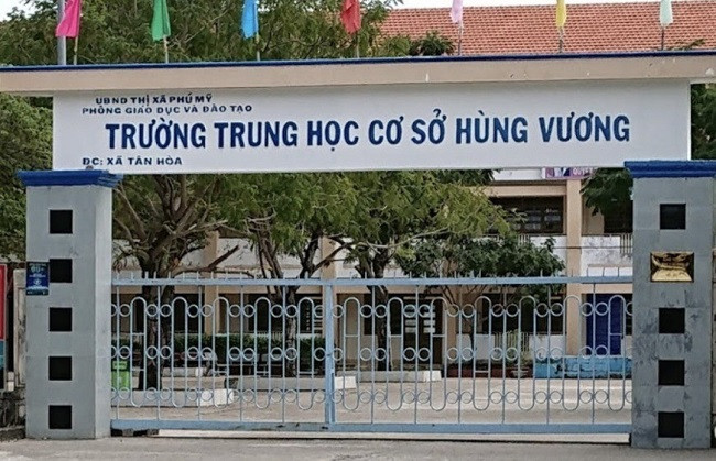 Nữ sinh lớp 9 bị mảnh vỡ cửa kính cắt trúng cổ tử vong khi đùa cùng bạn