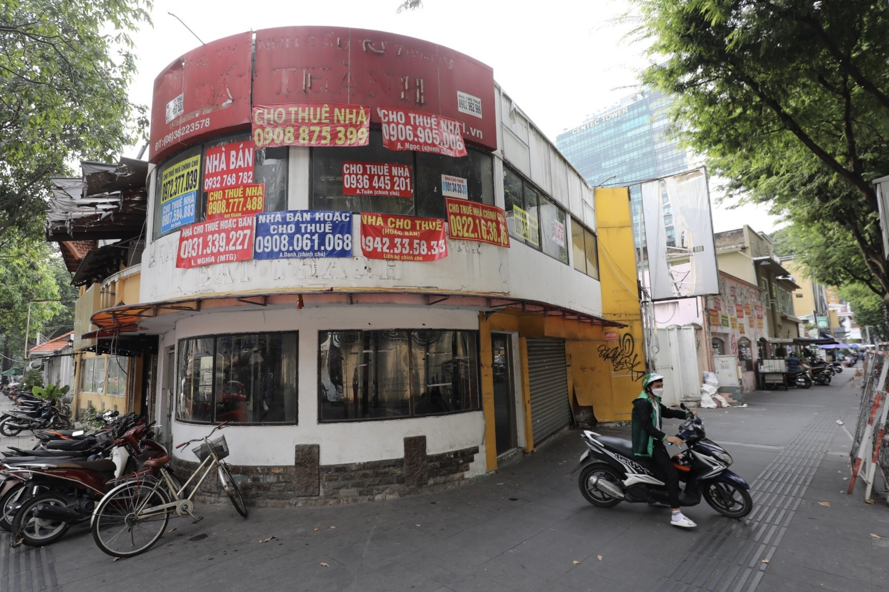 mat bang trung tam anh 5