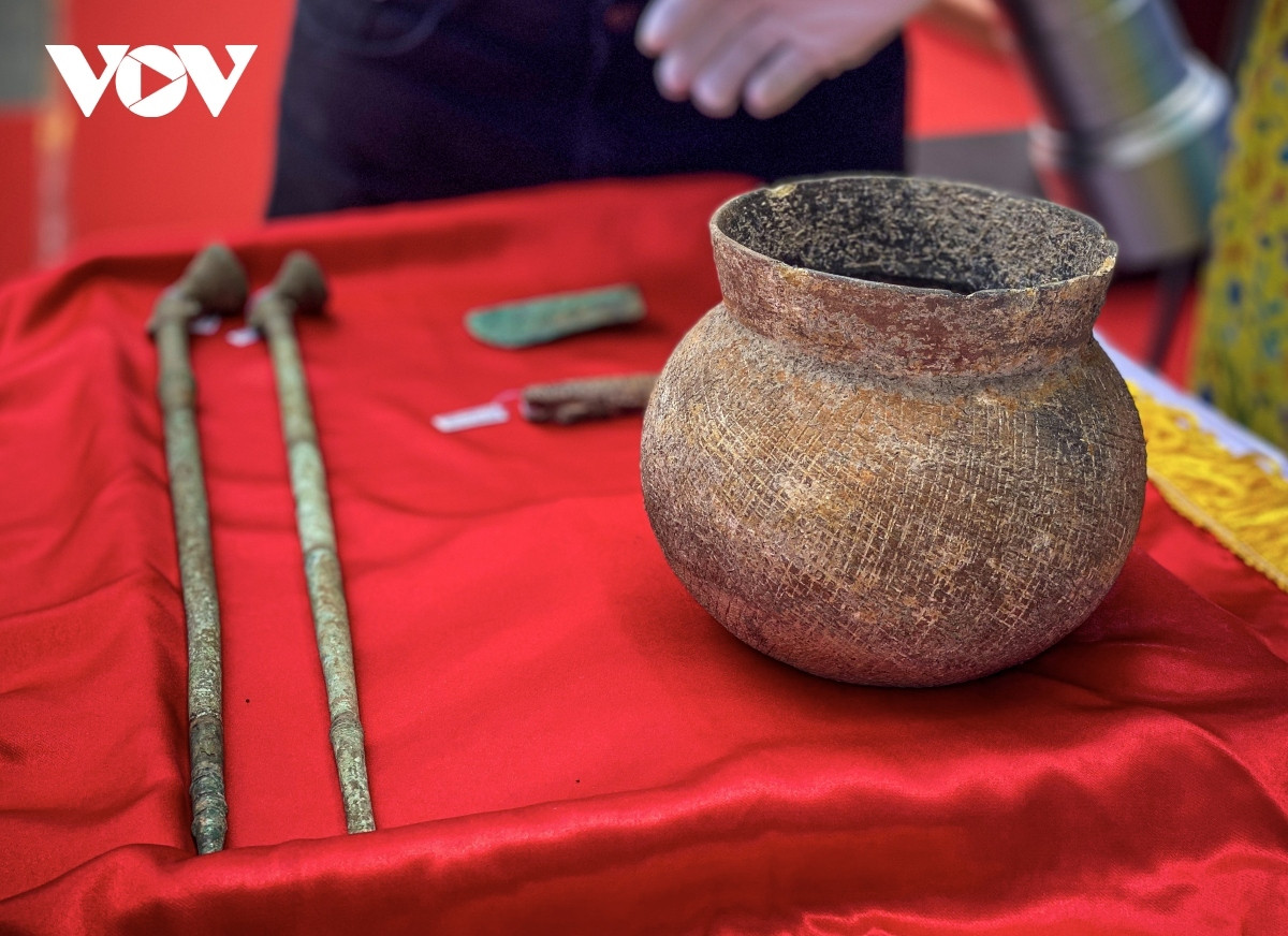 10 artifacts returned to vietnam from the us picture 5