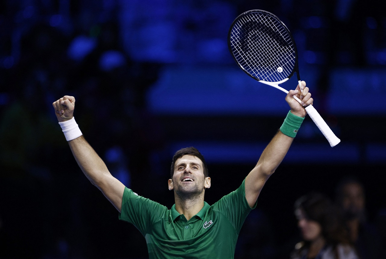 ATP Finals 2022: Djokovic thắng nghẹt thở Daniil Medvedev