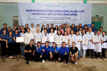 Dược Hậu Giang chăm sóc sức khỏe người dân Quảng Ngãi sau lũ