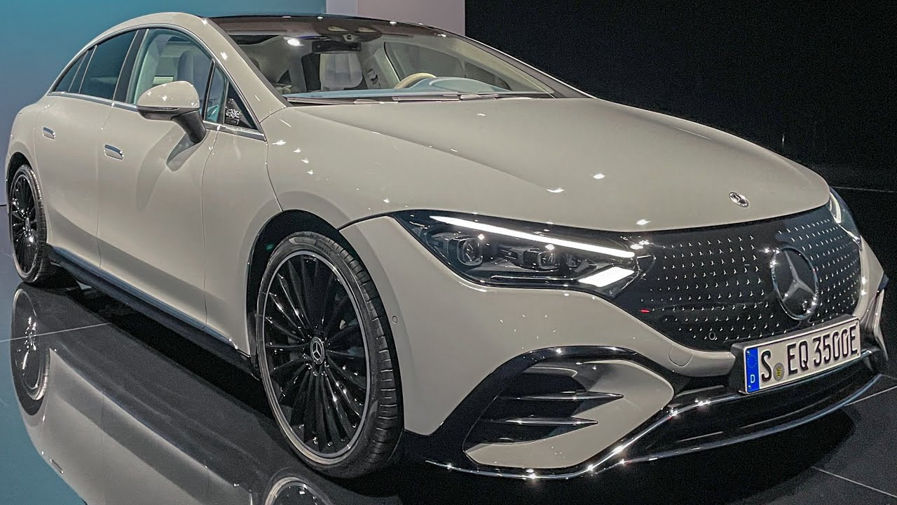 Nhiều mẫu xe chạy điện của Mercedes tại thị trường Trung Quốc hạ giá sâu