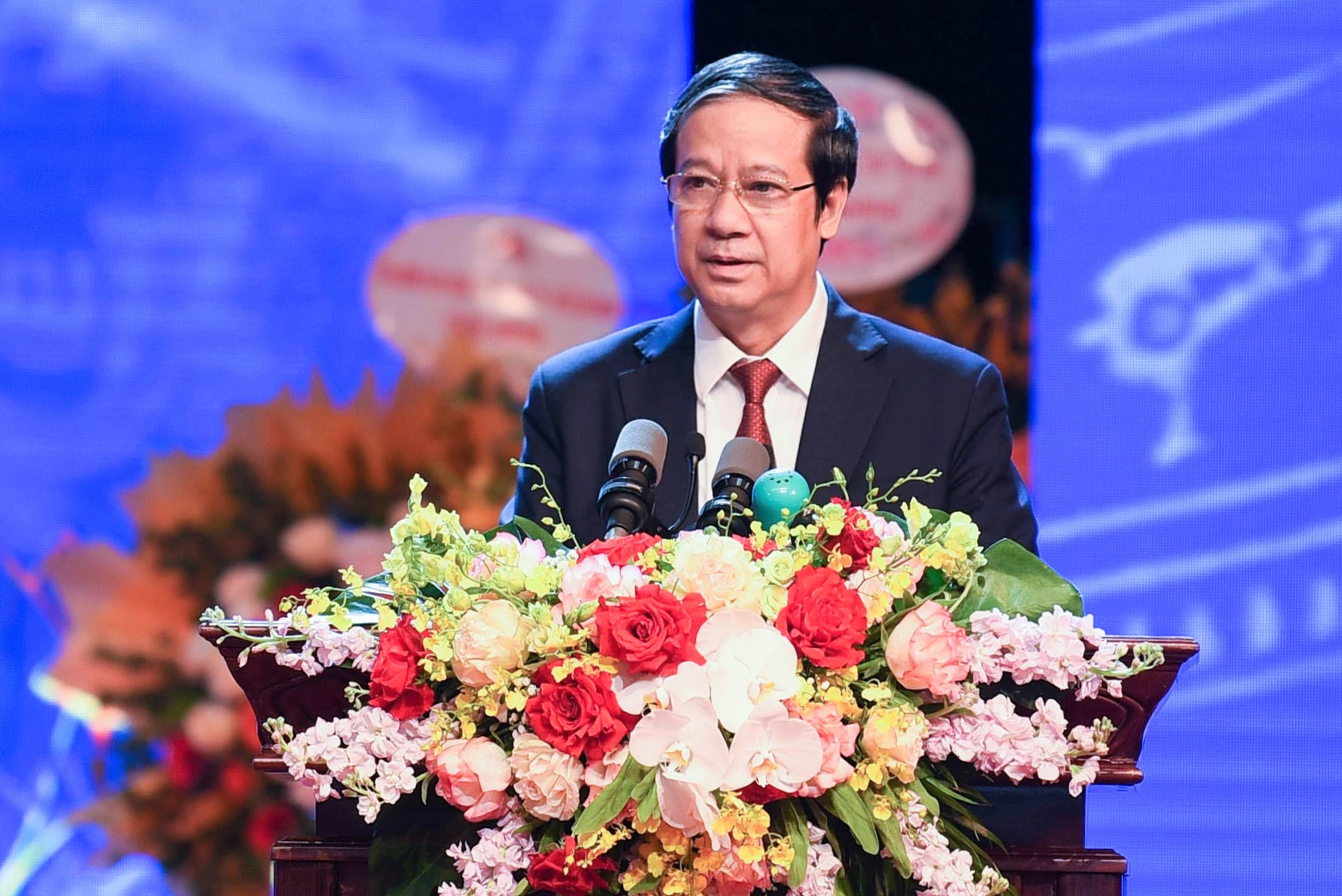 Bộ trưởng Nguyễn Kim Sơn: Mô hình bậc thầy uyên bác biết 10 dạy 1 không còn phù hợp