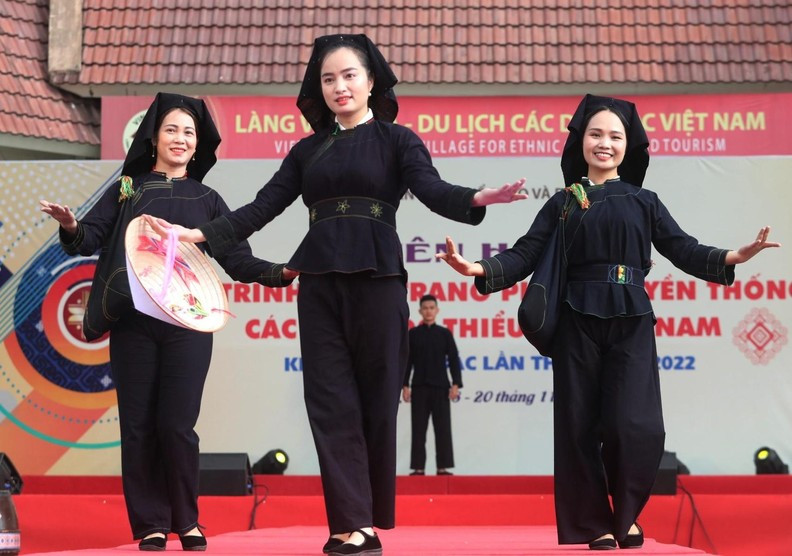 Unique costumes of ethnic minority groups in Vietnam ảnh 5