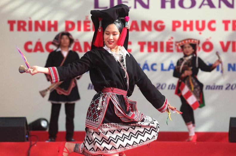 Unique costumes of ethnic minority groups in Vietnam ảnh 22
