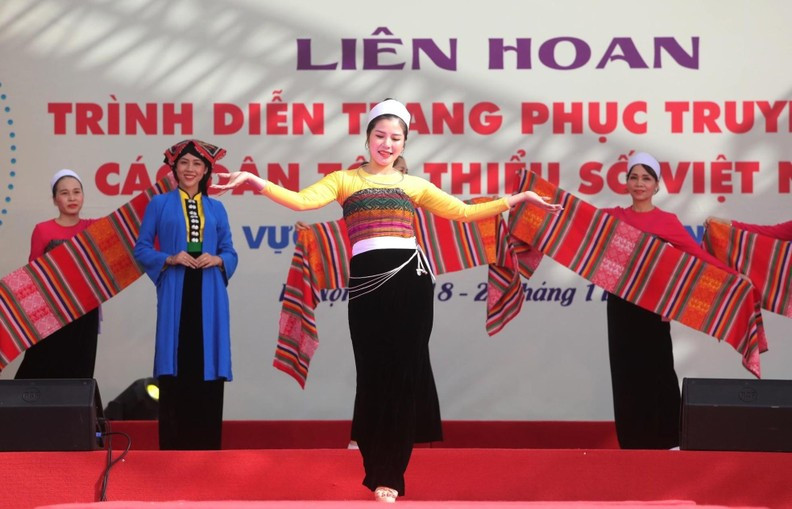 Unique costumes of ethnic minority groups in Vietnam ảnh 9