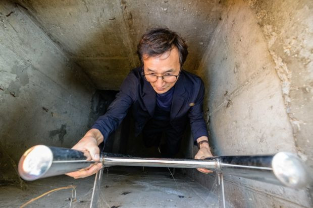 Lo ngại Triều Tiên phóng tên lửa hạt nhân, giáo sư Hàn Quốc xây hầm trú ẩn