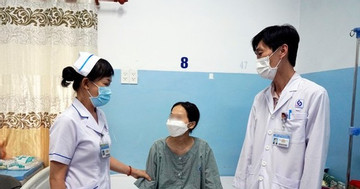Surgeons of Gia Dinh People's Hospital succeed in removing 22-kg tumor