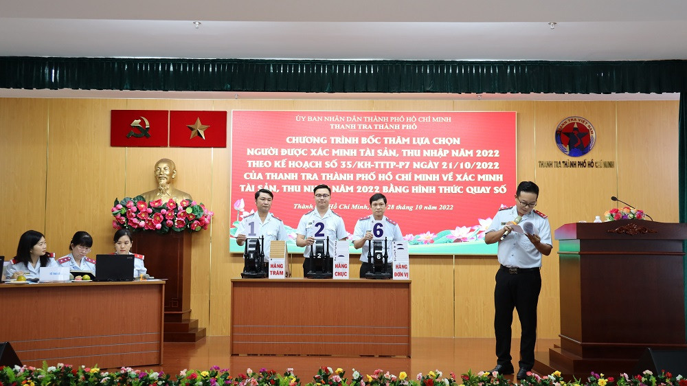 TP.HCM bốc thăm chọn 25 cán bộ để xác minh tài sản, thu nhập