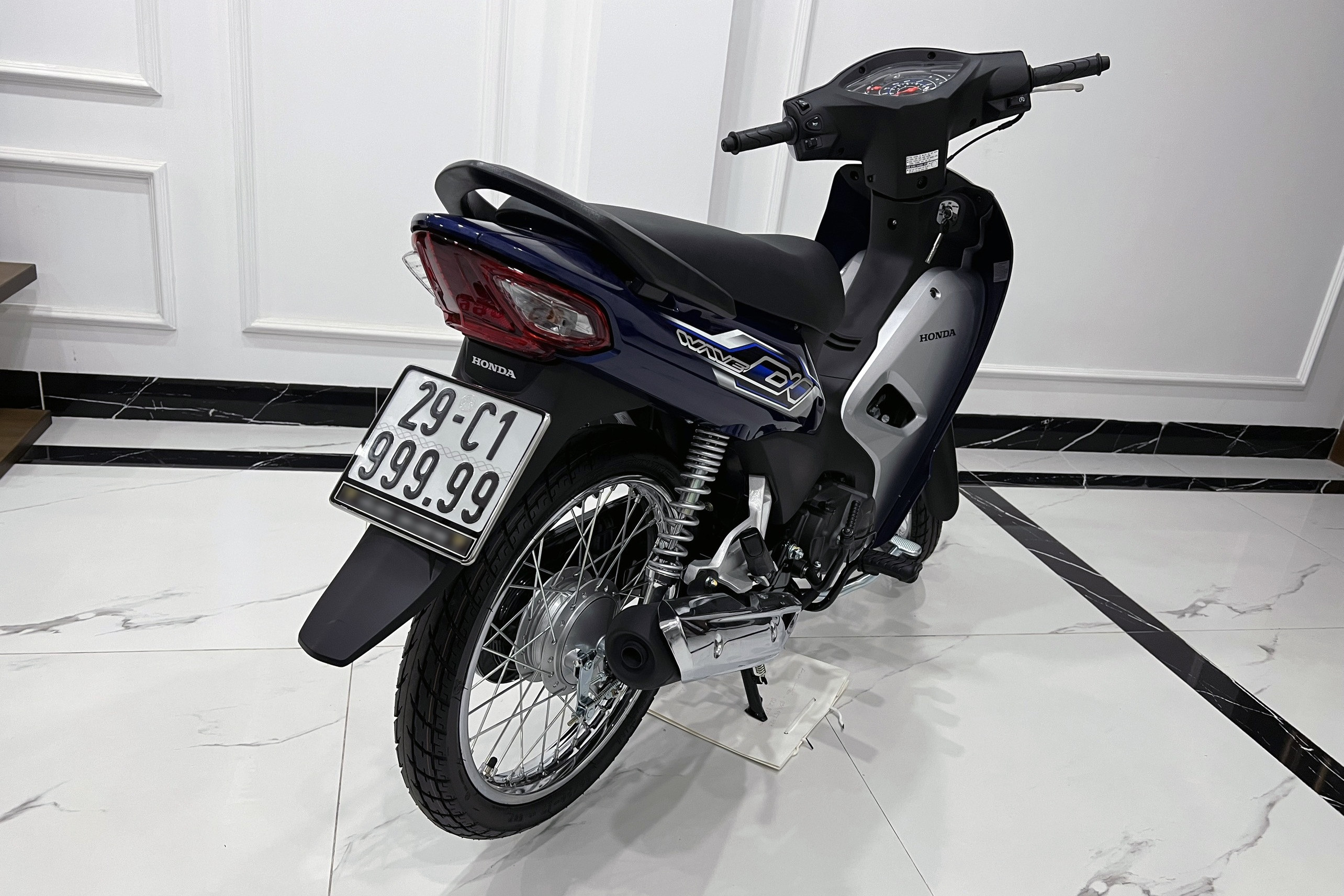 Hé lộ bất ngờ về mức giá Wave Alpha biển ngũ quý 9 ở Hà Nội khi sang tay - 1