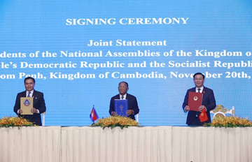 National Assemblies of Vietnam, Laos, Cambodia sign joint statement on summit mechanism