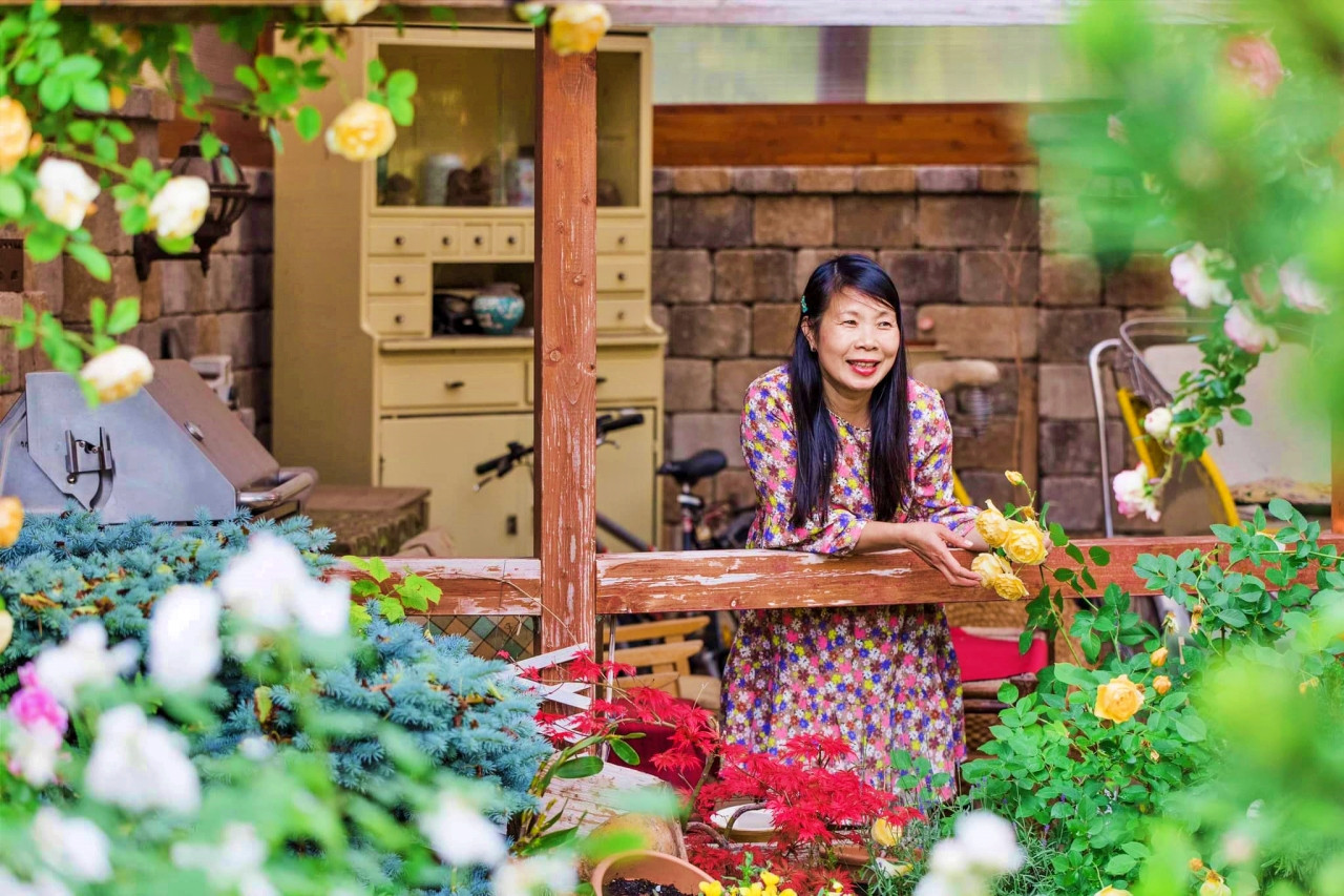 Egy vietnami nő Magyarországon hív másokat, hogy „legyenek gazdák” a kertjében